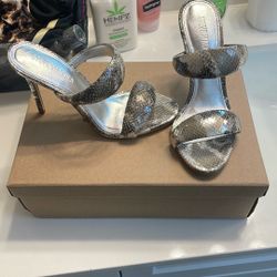 Saturn Snake Heels  