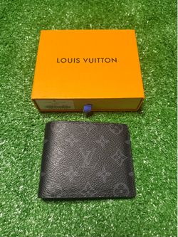 Designer men’s wallet