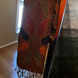 New Woven Scarf