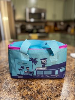 Trader Joe’s Mini Insulated Tote/ Lunch bag/ Lunchbox