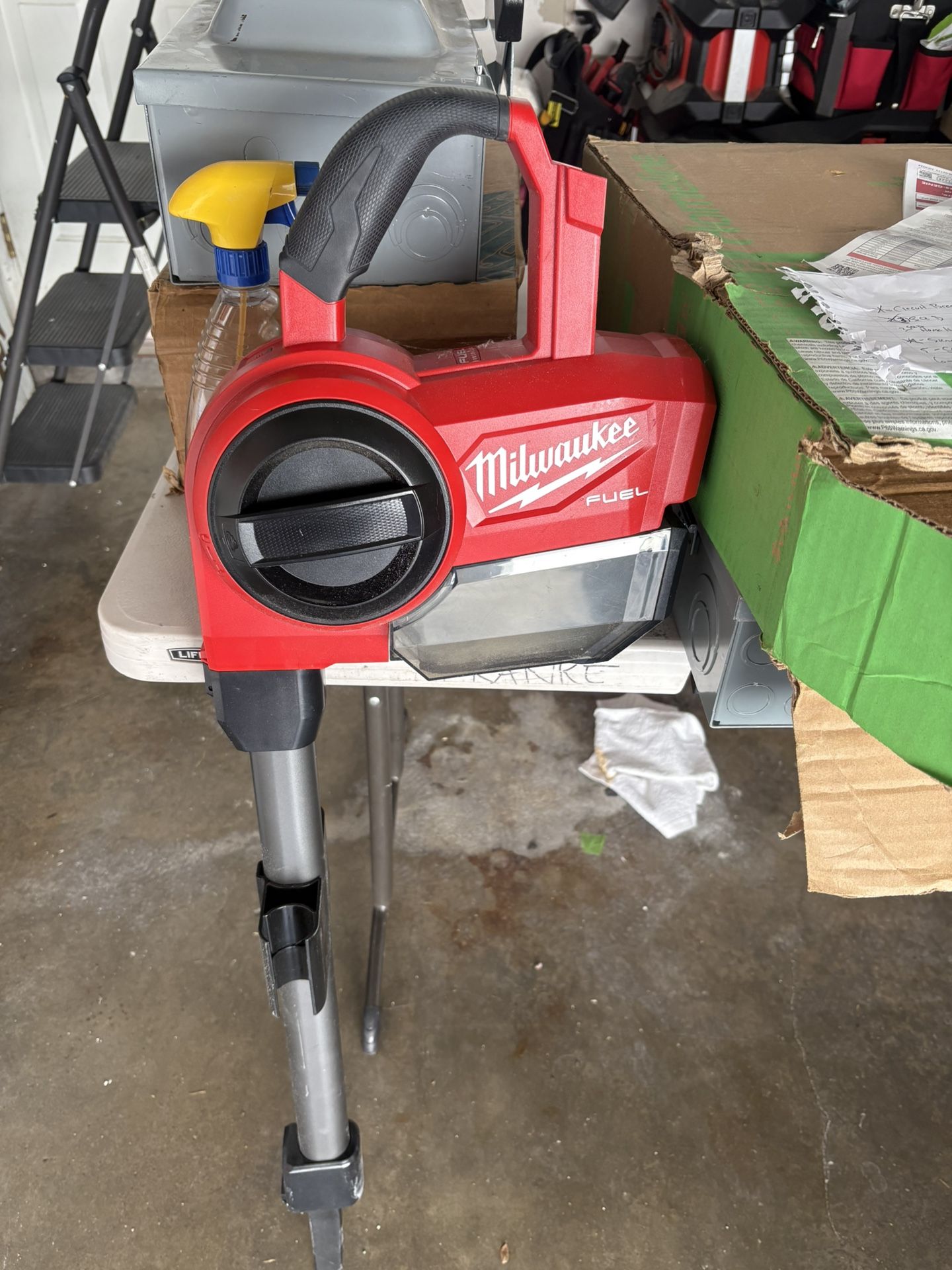 Milwaukee Vacuum