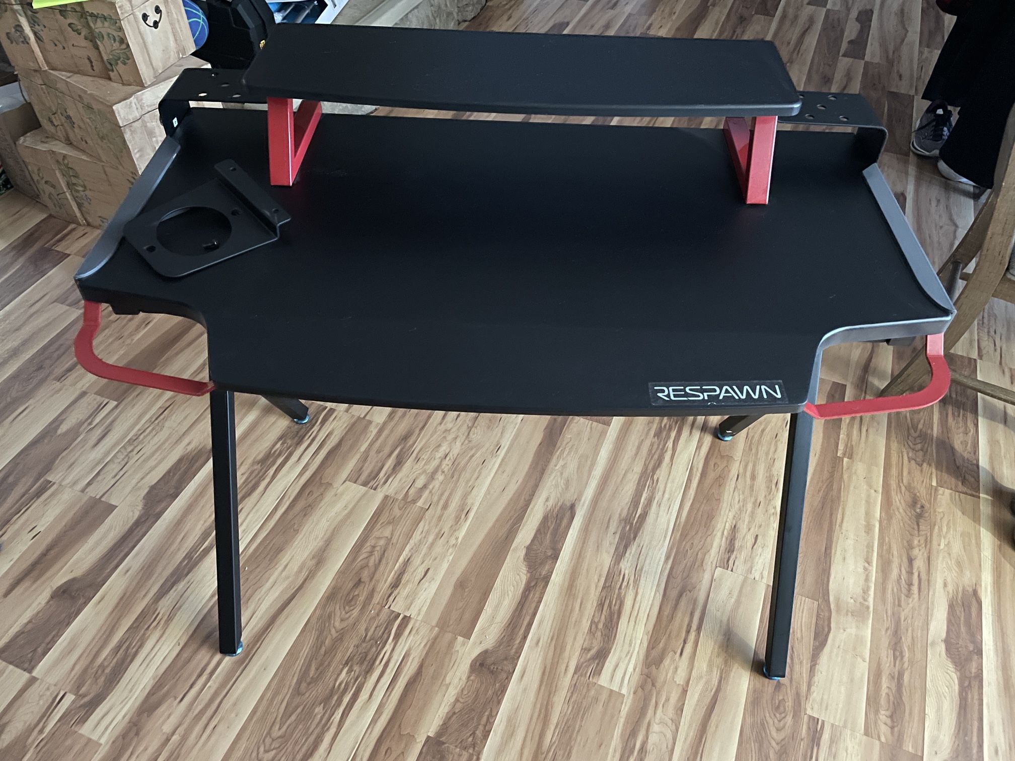 ReSpawn Gaming Desk $80 OBO