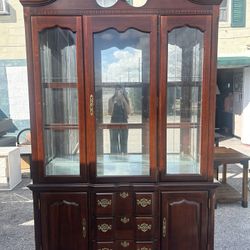Beautiful Solid Wood China Cabinet / Display Hutch 