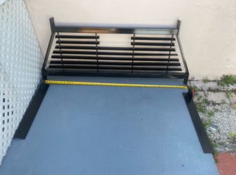 Back window guard for truck