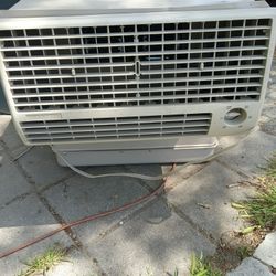 Swamp Cooler Champion It Cools Down 600 Square Feet 2800 CFM