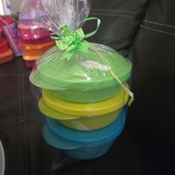 Tupperware 