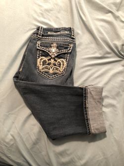 Very nice pair of capris