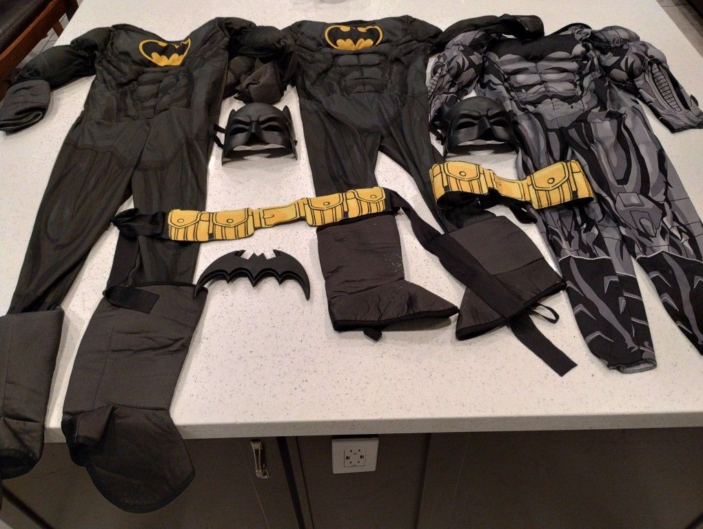 Halloween Costumes 