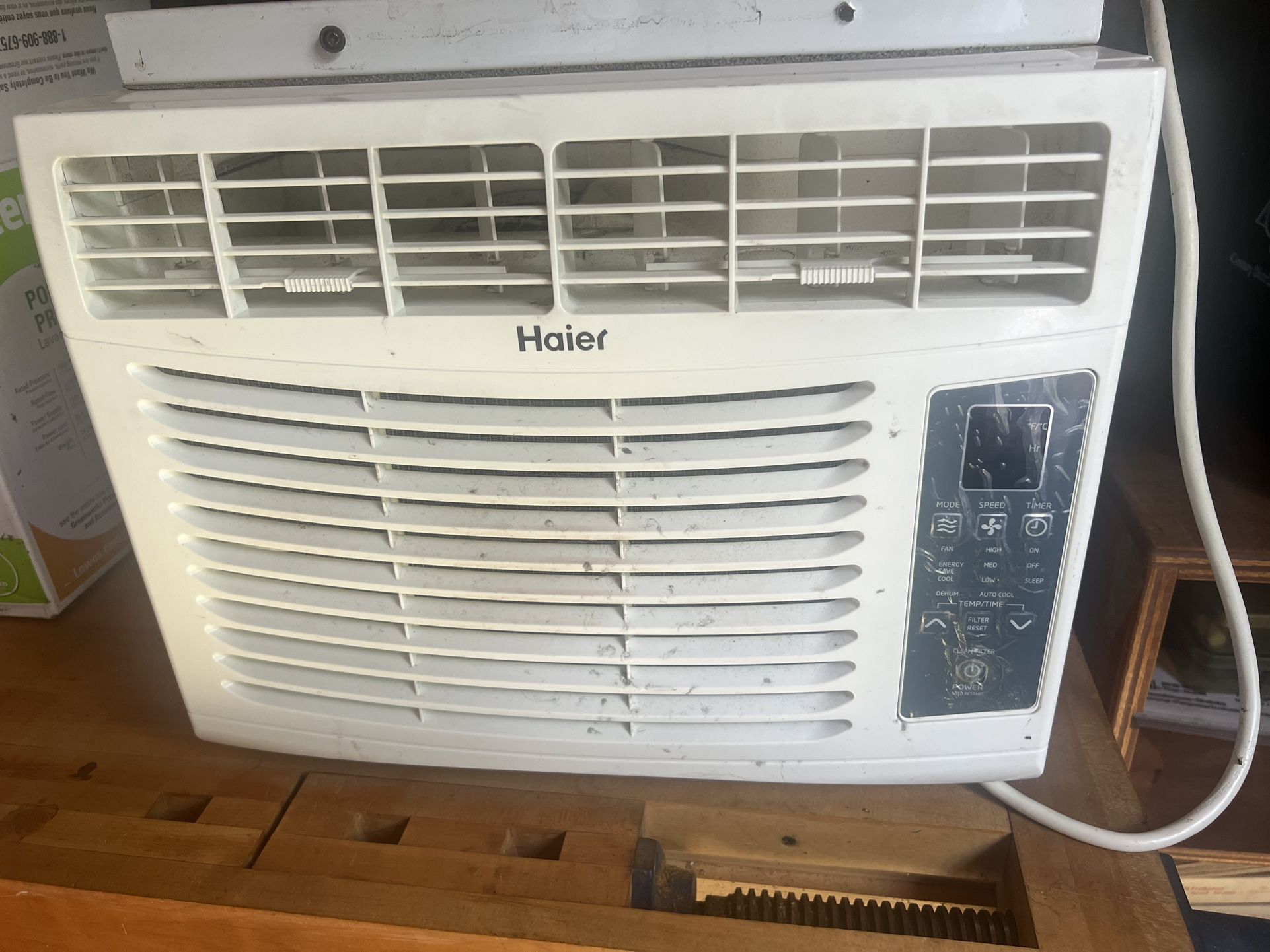 GE Appliances Window Air Conditioner Model AHS06LXW1