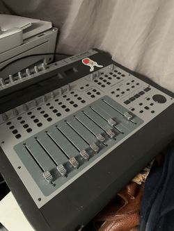 M-Audio Mixtrack Pro I/O