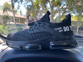 Steel toe working shoes