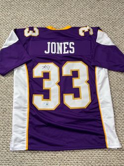 Aaron Jones Minnesota Vikings Signed Jersey Beckett COA