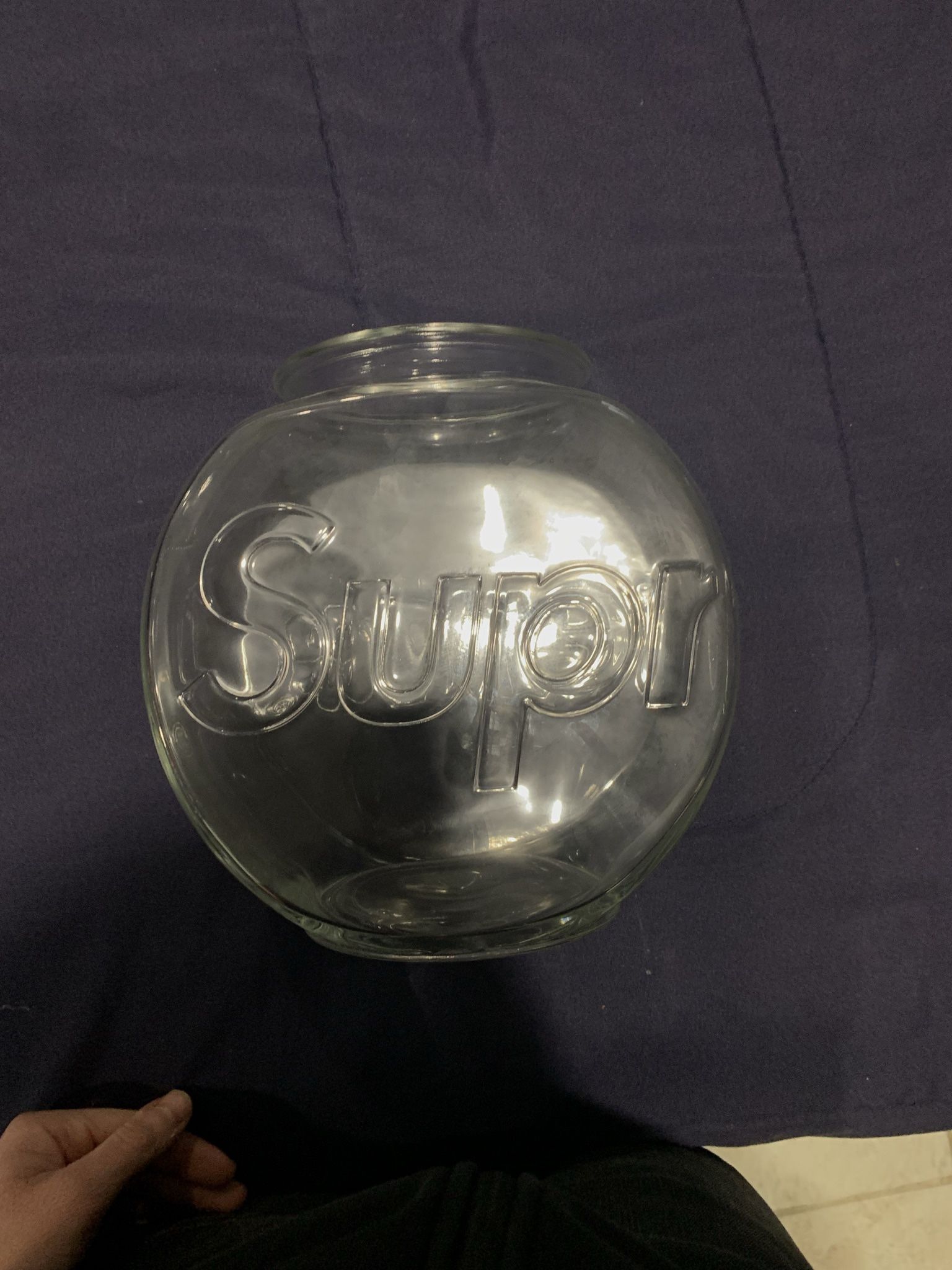 Supreme Fish Bowl for Sale in Plainfield, IL - OfferUp