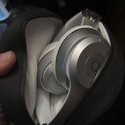 Beats By Dre Headphones 