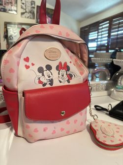 Her Universe Disney Mickey & Minnie Mouse Hearts Mini Backpack VALENTINES