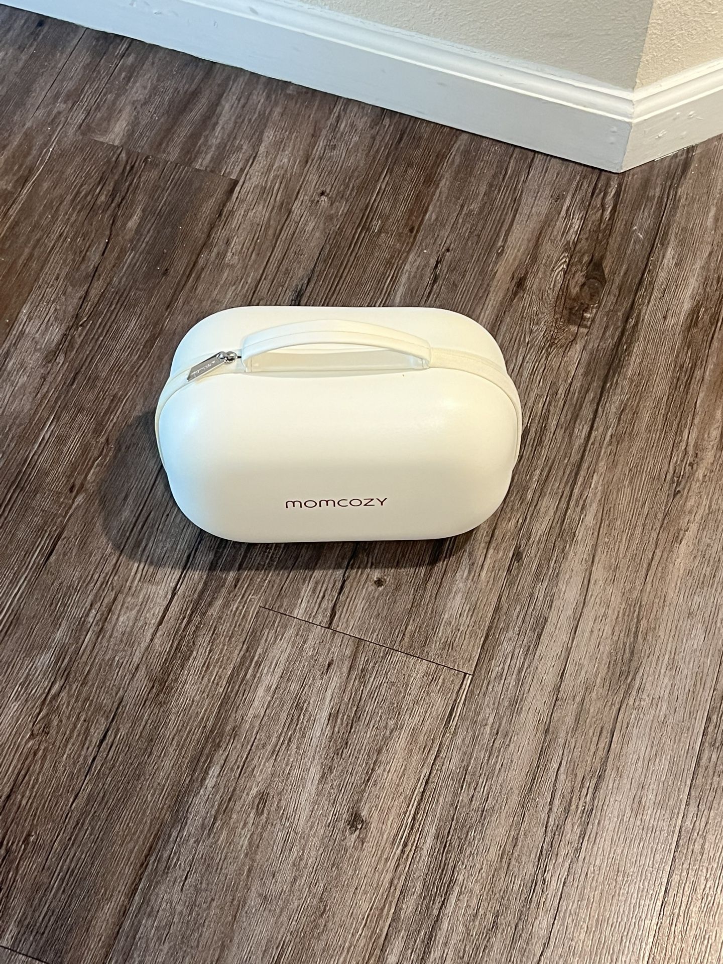 Momcozy Breast pump
