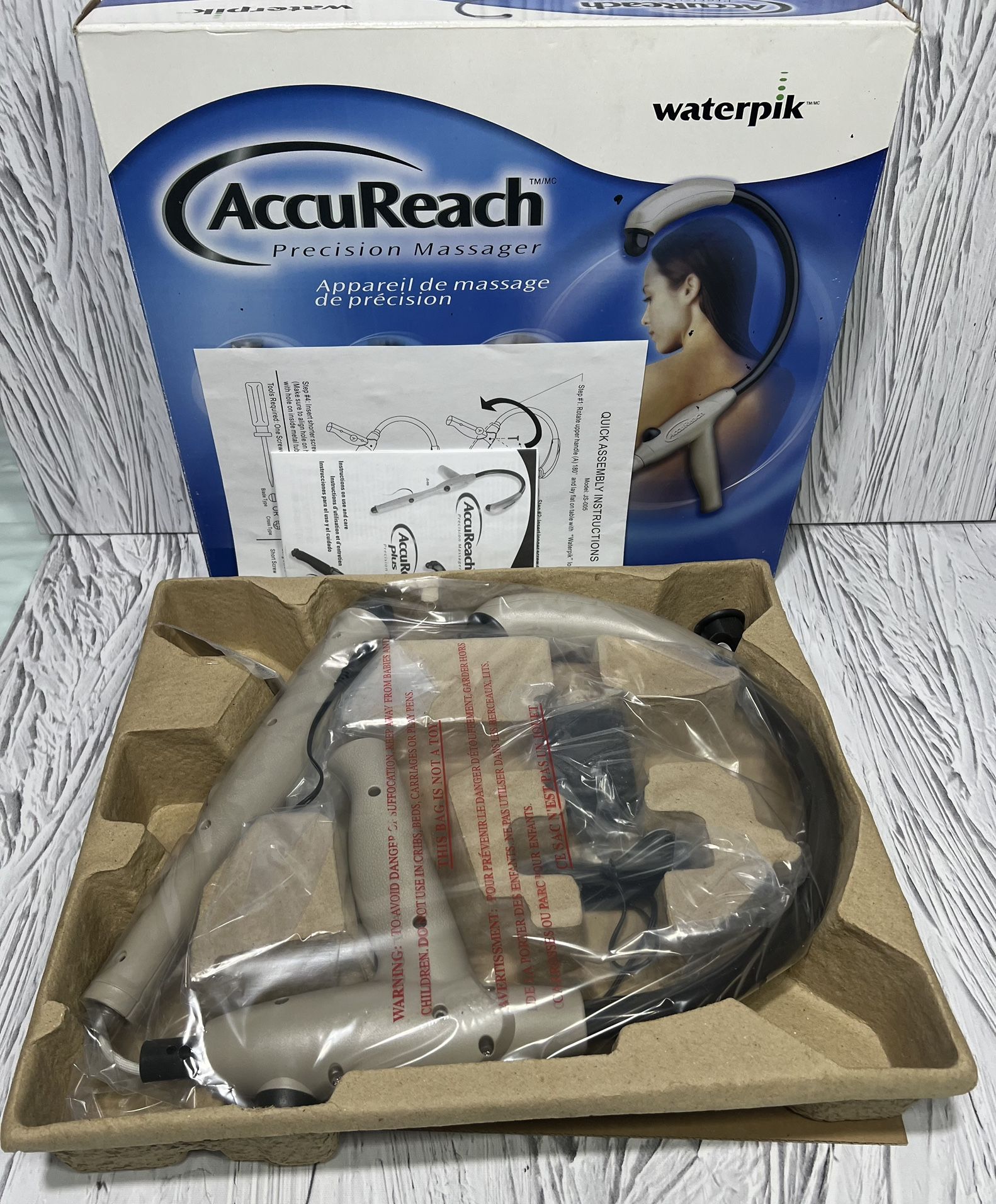 Waterpik Accureach Precision Hard To Reach Muscle Back Massager JS-005 Open Box
