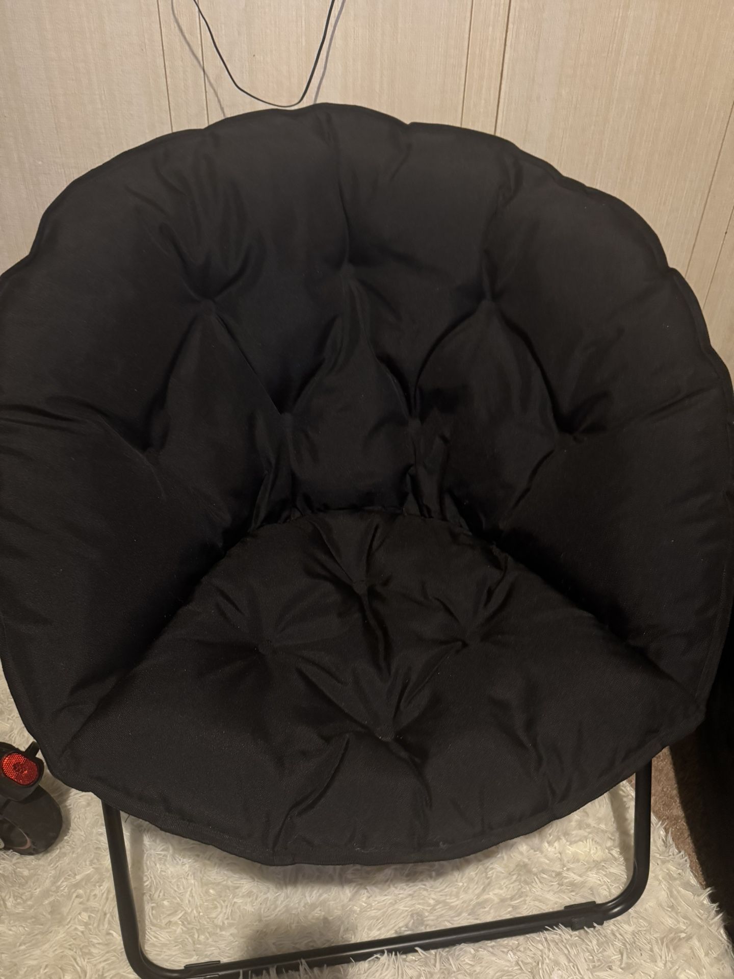 Saucer Chair