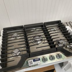 Frigidaire Gallery 30” Gas Cooktop 