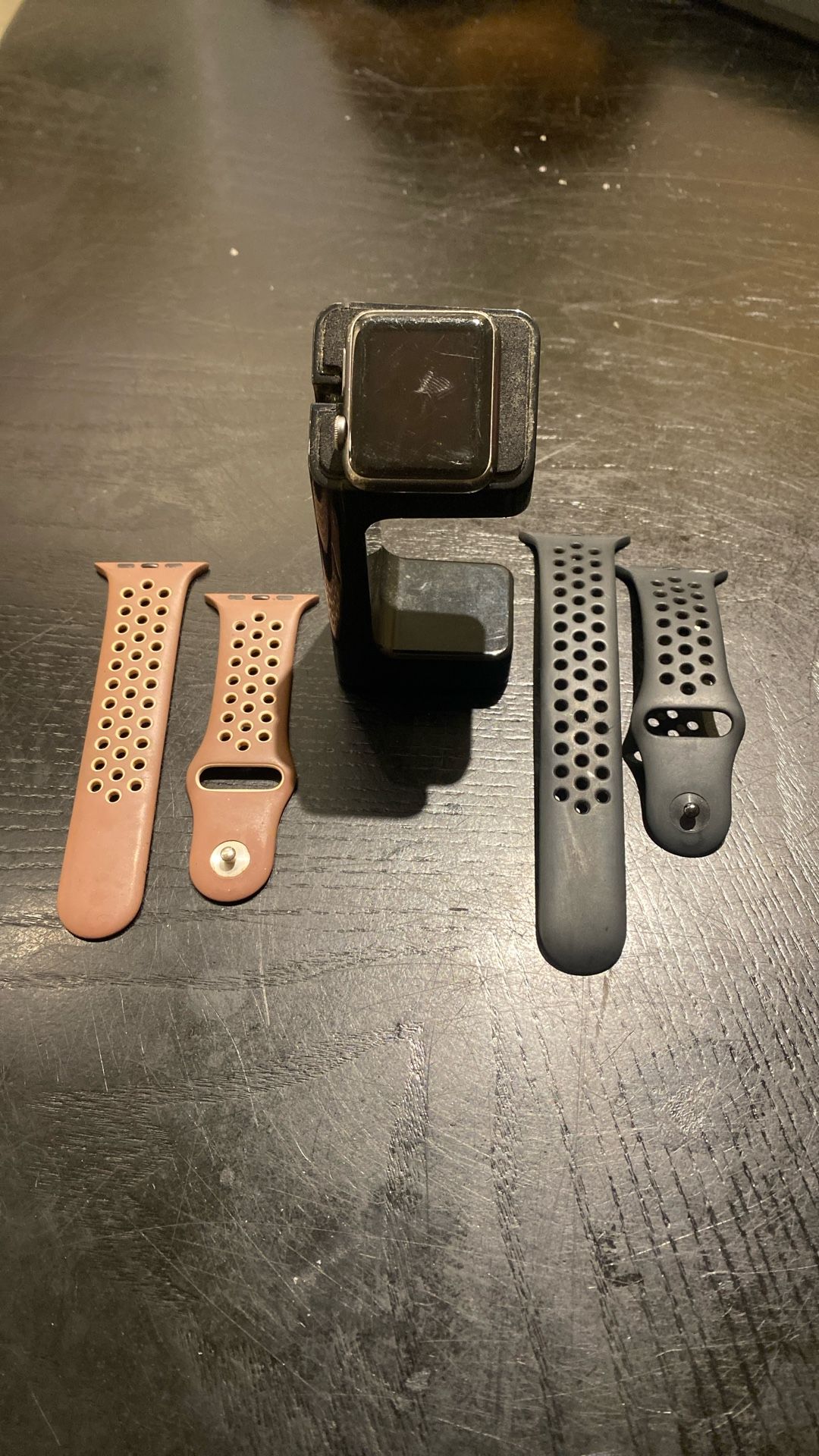 Apple Watch Series 1 With 2 Bands & Watch Stand 
