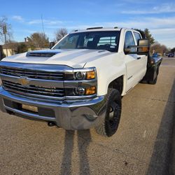 2017 Chevy Silverado 3500hd 4x4 Diesel 