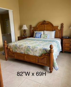 King size Bedroom set ( deliver available )