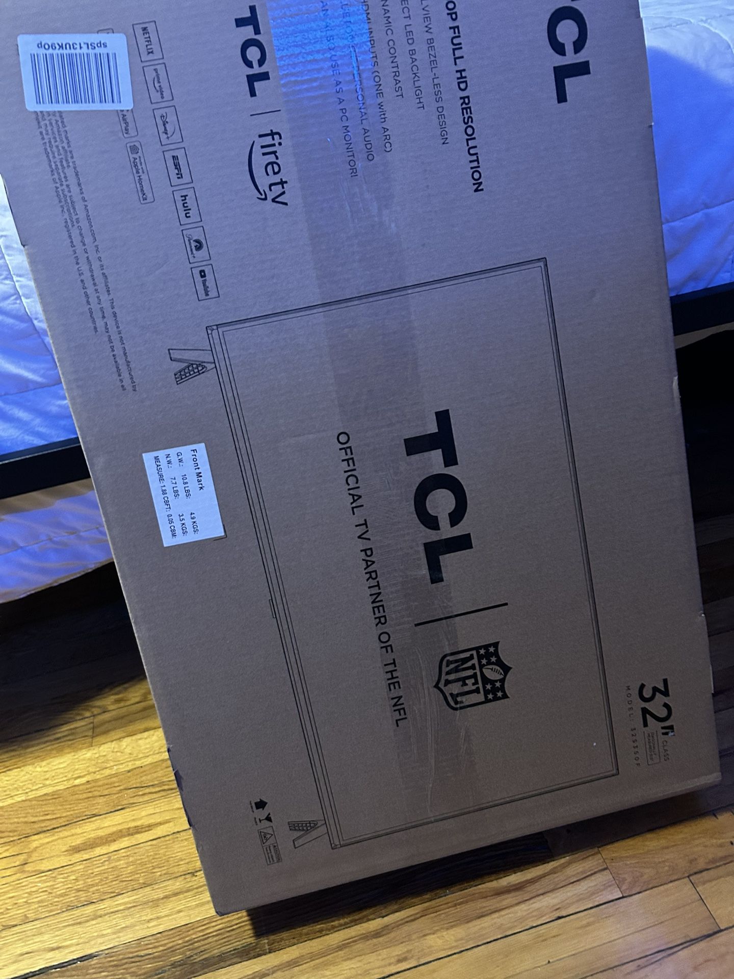 Brand New 32’ Smart TV