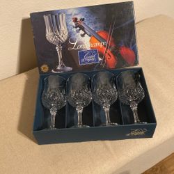 New-Lead CRISTAL d’Arques Wine Glasses-Set Of 4
