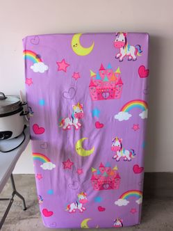 Kids Twin Mattress with Unicorn Sheet