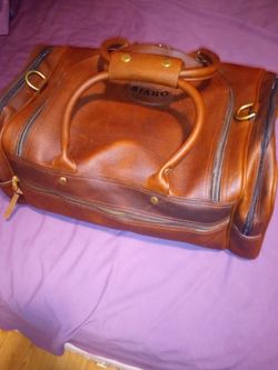 New Vintage Orvis Bullhide Overnight Bag with Tags