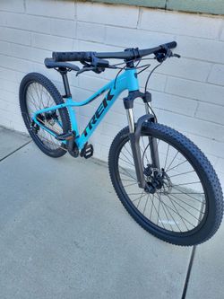 Trek mountain bike size adult small sma