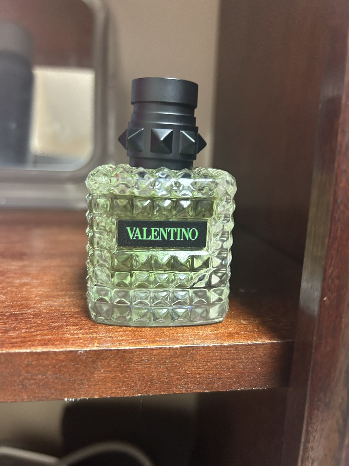 Valentino Born In Roma Donna Green perfume 