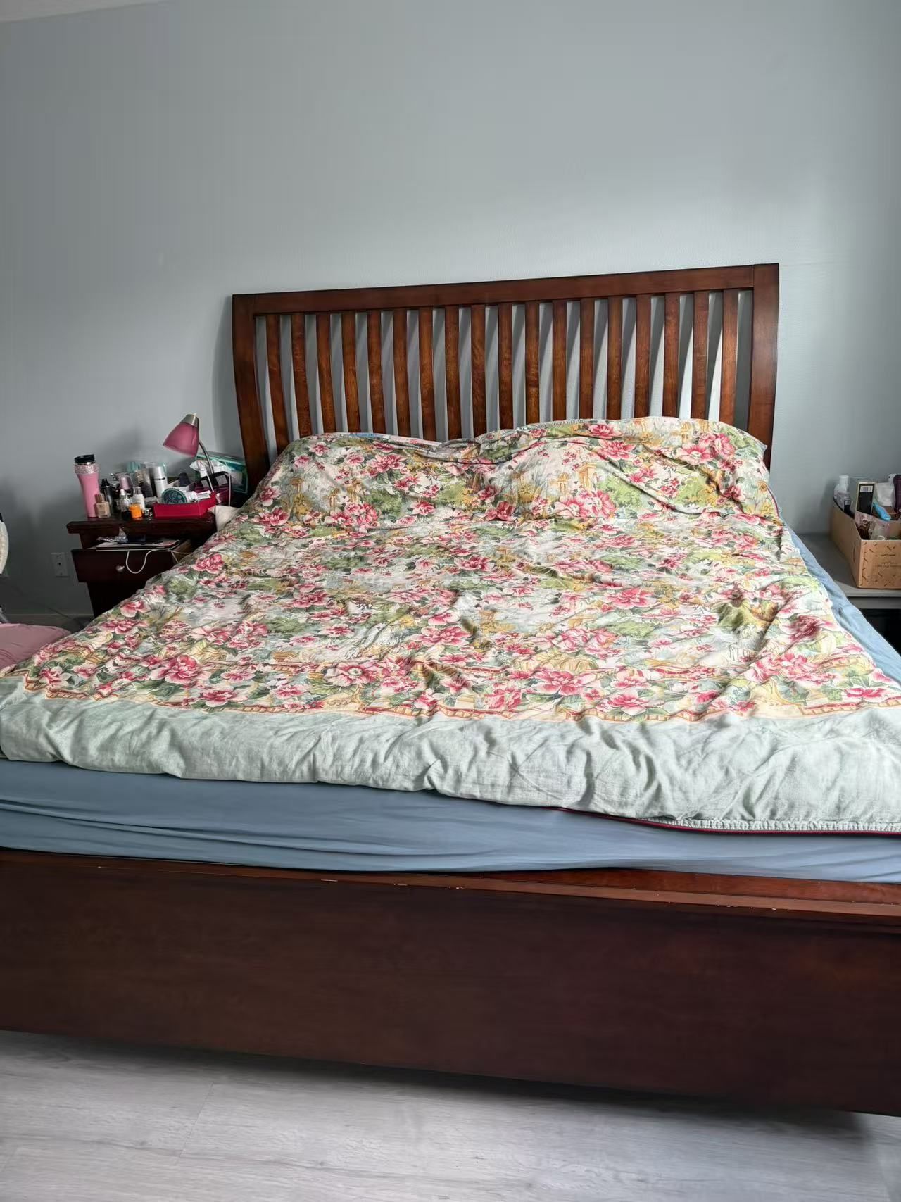 Beds: One Queen $180