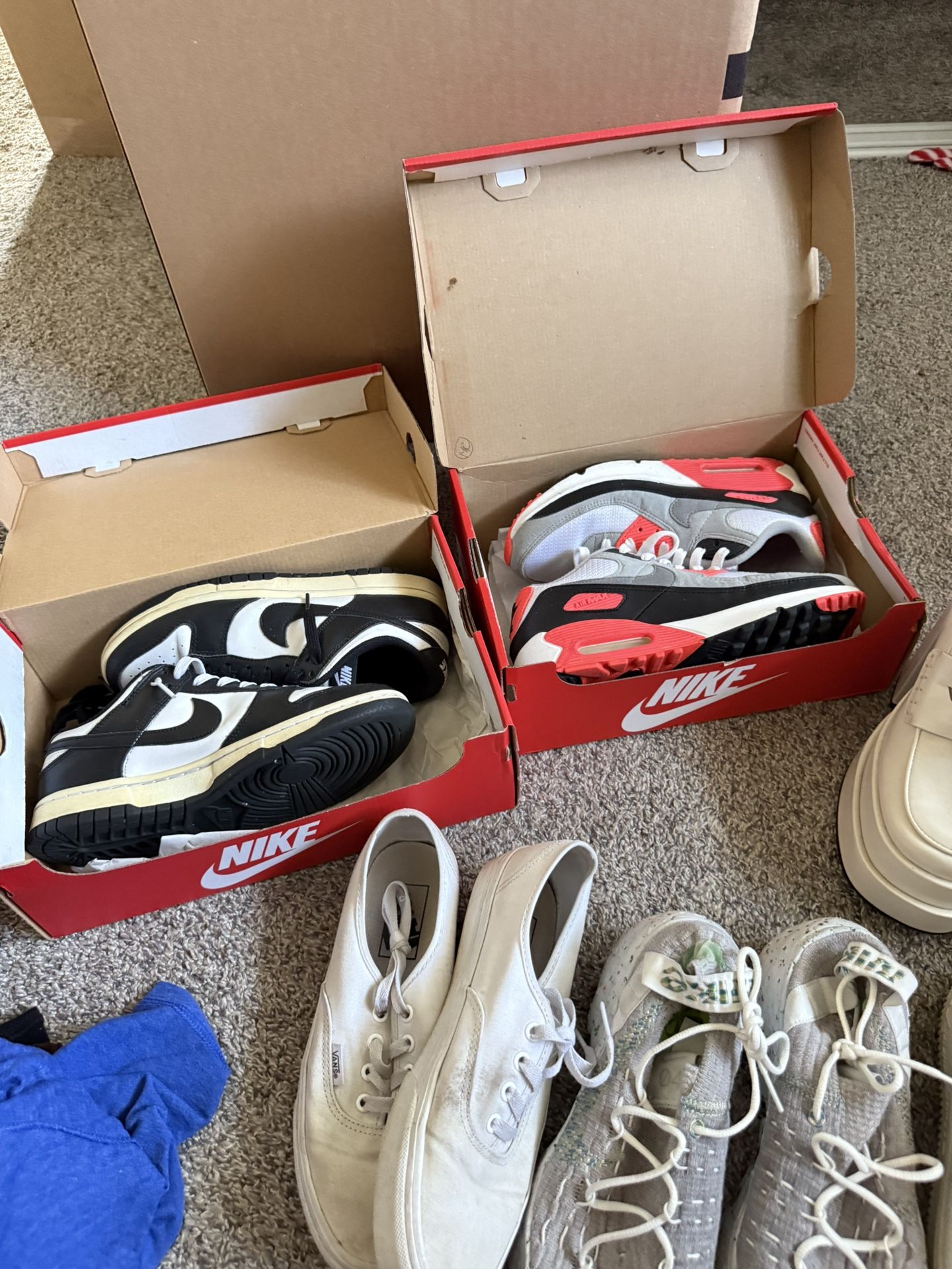 NIKE JORDAN AIR FORCE VANS HEELS