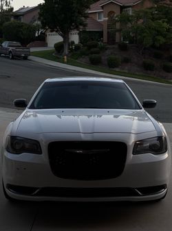 2018 Chrysler 300