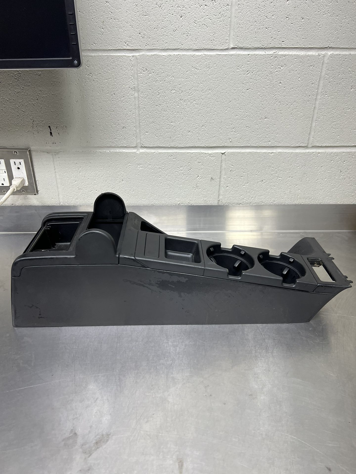 Bmw E46 Sedan Center Console (USED) 