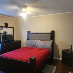 3pc Ashley King Size Bedroom Set 