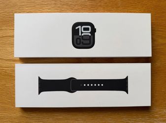 Apple Watch 10 - Jet Black - 46mm - GPS/Cellular