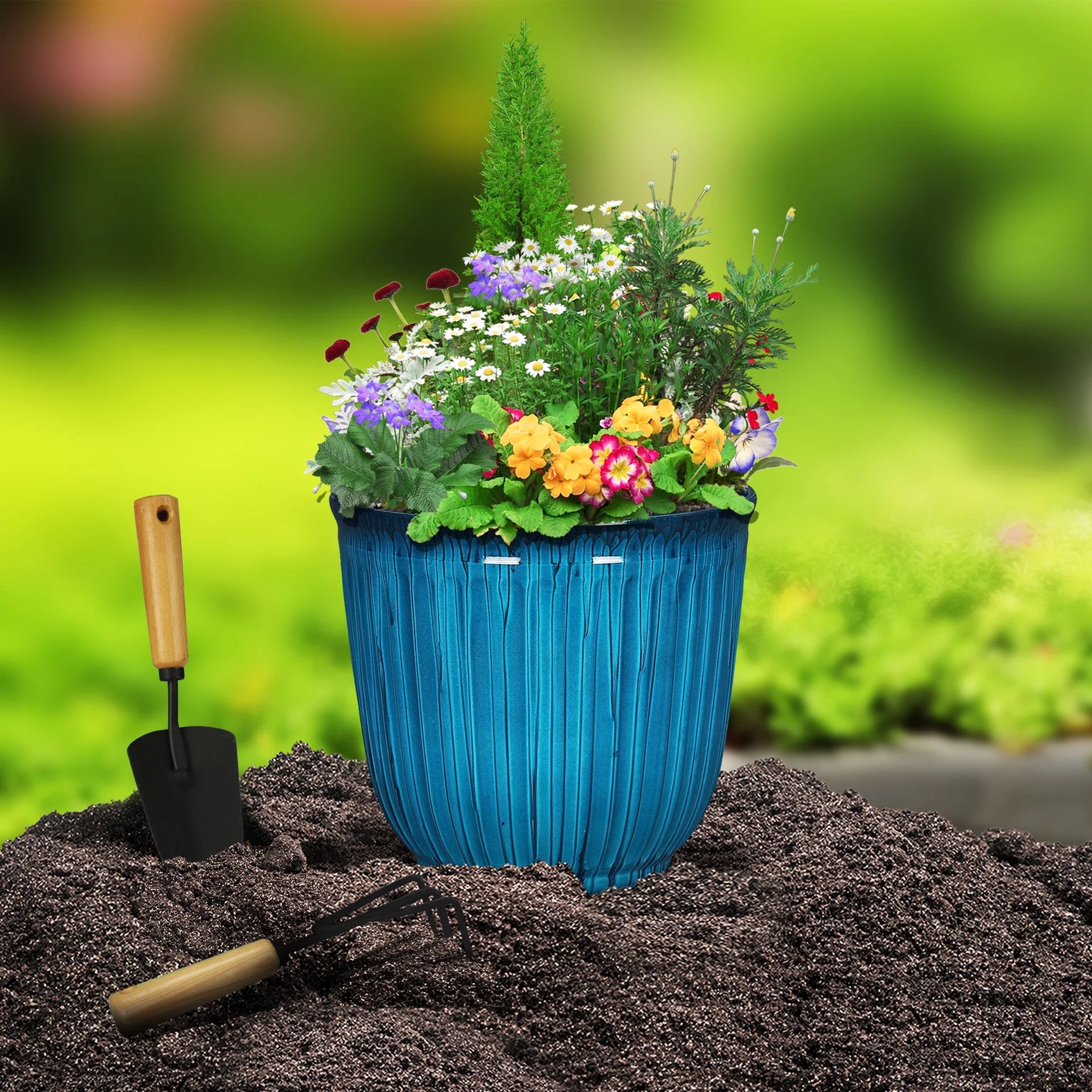 Better Homes & Gardens Kamala Light Blue Resin Planter, 15.7in x 15.7in x 14in Aqua - 16"