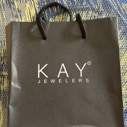 BRAND NEW - Kay Necklace 