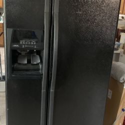 Whirlpool Side By Side Refrigerator Black