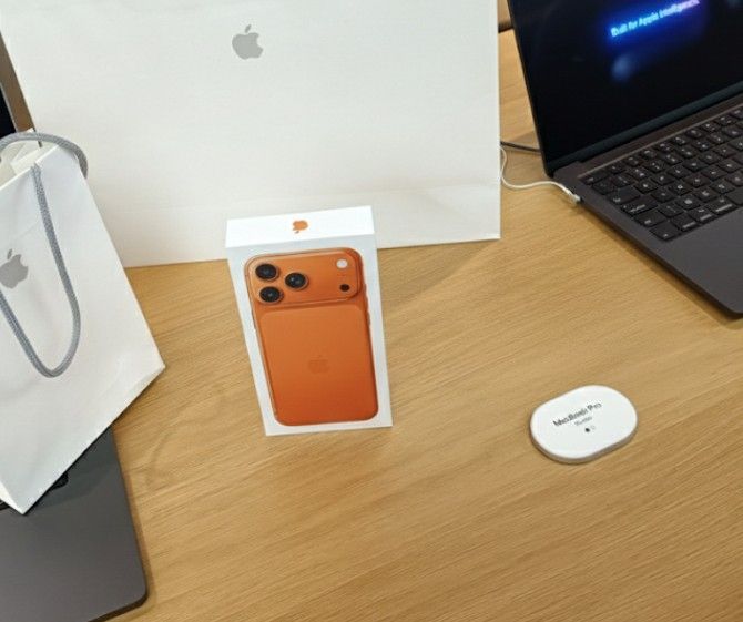 iPhone 17 Pro Max Cosmic Orange 1TB Only One Available