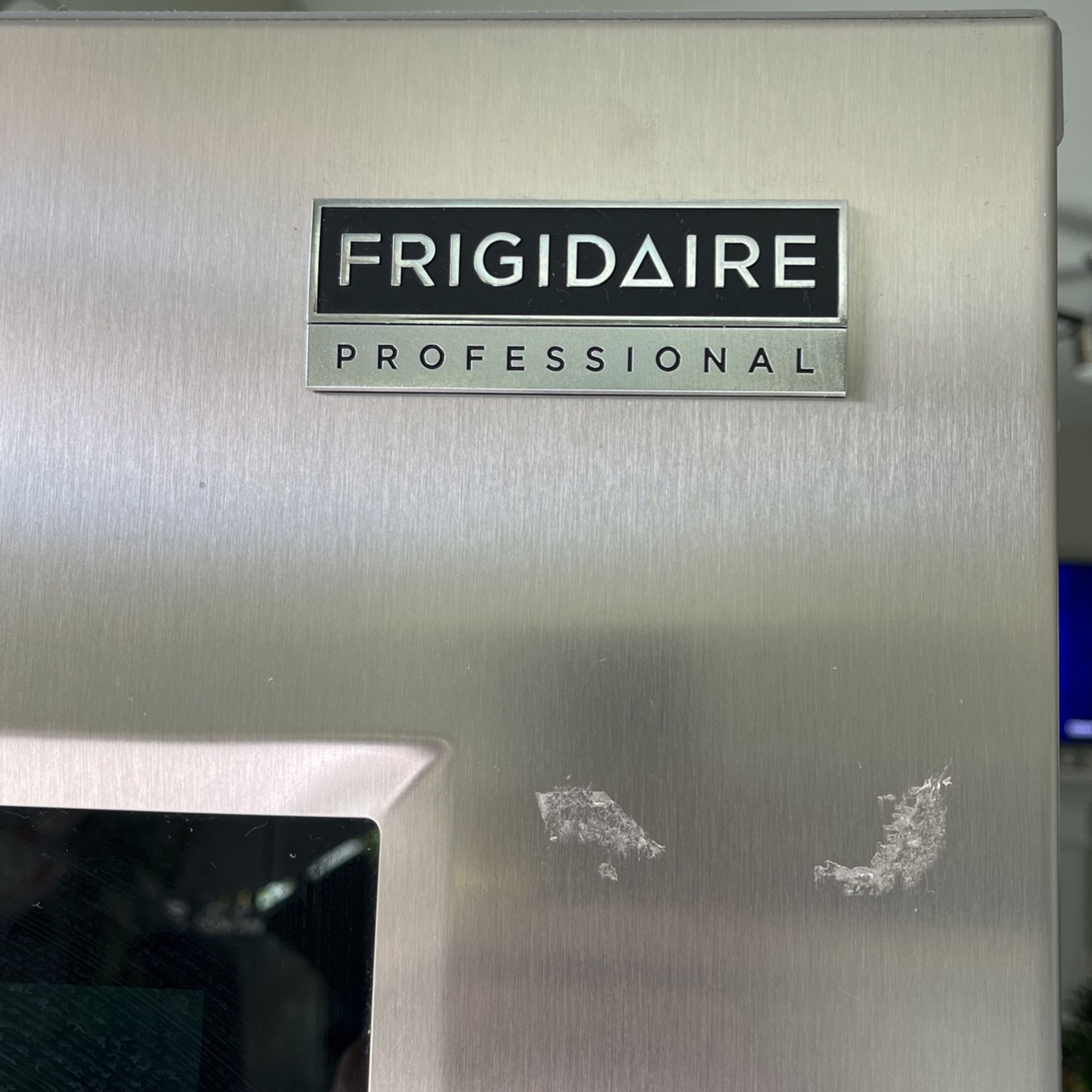 Frigidaire Professional Fridge Only , No Freezer for Sale in Santa Rosa