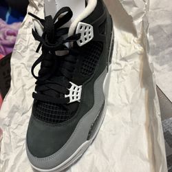 Air Jordan Retro 4 Fear