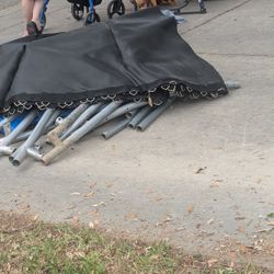 Trampoline 