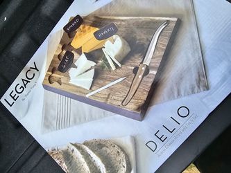 DELIO ACACIA CHEESE CUTTING BOARD & TOOLS SET