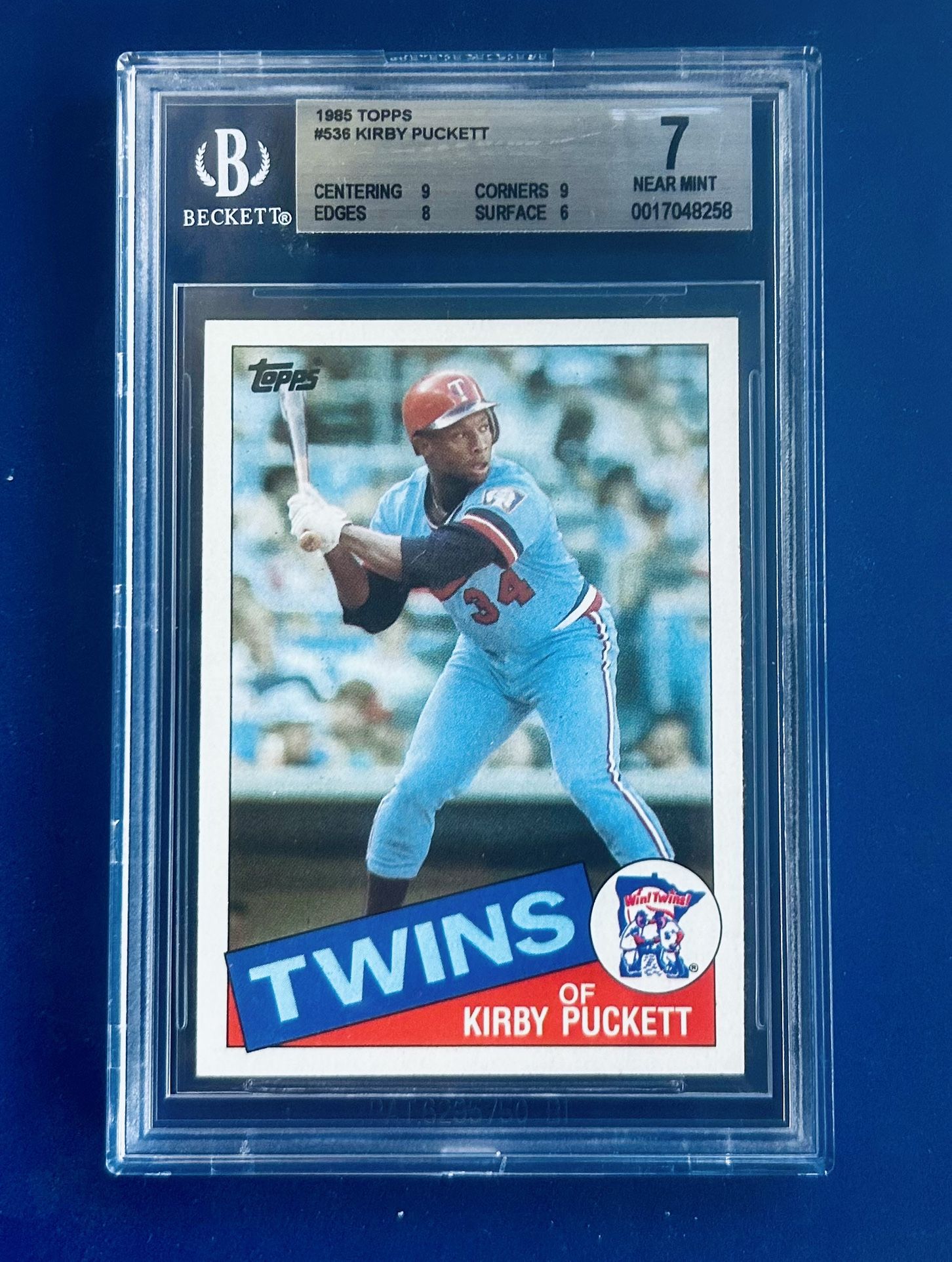 1985 Topps Kirby Puckett Rookie Baseball Card Graded Beckett 7