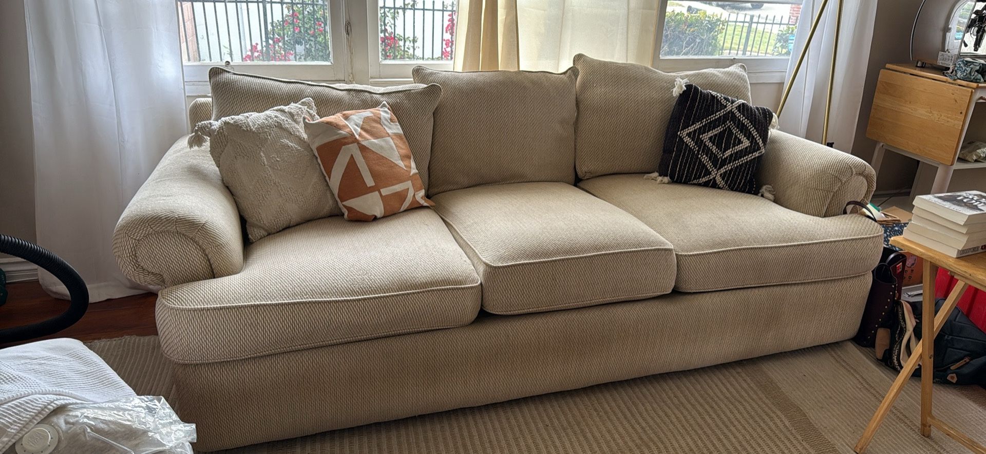 Sofa Couch- Pending Pick Up