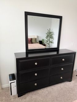 Black Dresser