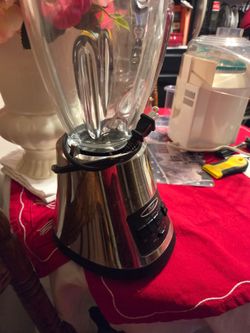 Oster Blender with Glass Jar